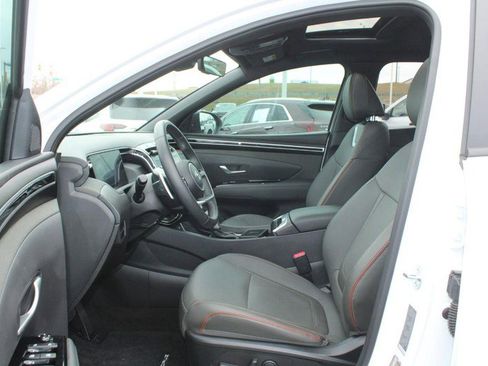 Used 2024 Hyundai Santa Cruz Limited image 9