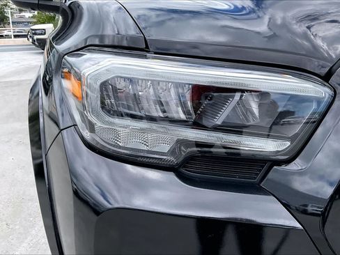 Used 2023 Toyota Tacoma Limited w/ Nightshade Package AWD/4WD image 31