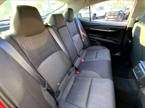 Used 2025 Toyota Camry LE image 19