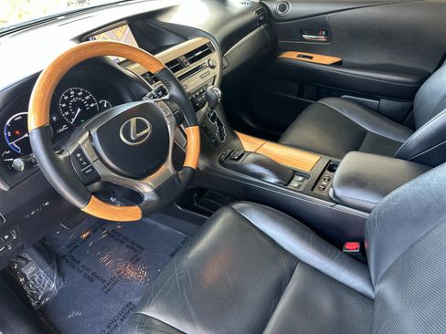 Used 2015 Lexus RX 450h FWD image 10
