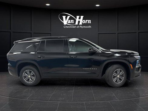 New 2026 Chevrolet Traverse LT w/ Driver Confidence Package AWD/4WD image 8