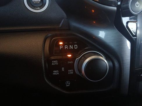 Used 2022 RAM 1500 Big Horn AWD/4WD image 18