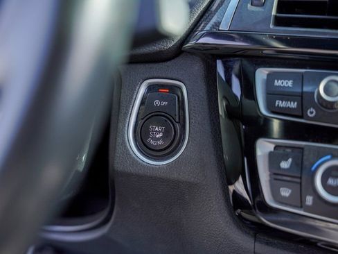 Used 2018 BMW M3 image 31