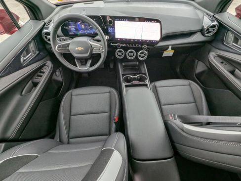 New 2025 Chevrolet Blazer EV LT image 23