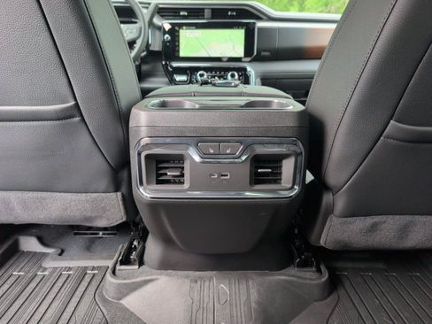 New 2026 GMC Sierra 2500 Denali w/ Denali Reserve Package AWD/4WD image 34