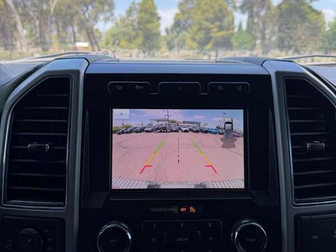 Used 2020 Ford F150 Lariat AWD/4WD image 14