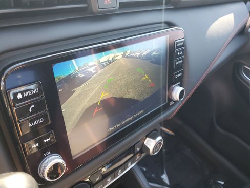 New 2025 Nissan Versa SR image 27