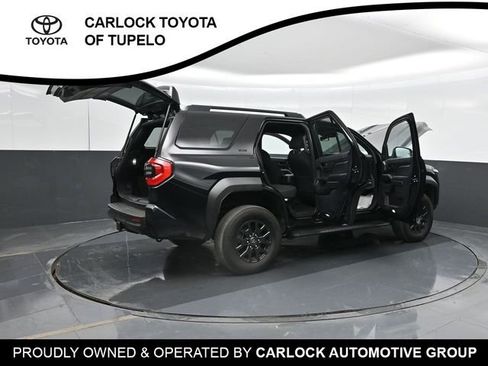 Used 2025 Toyota 4Runner SR5 AWD/4WD image 54