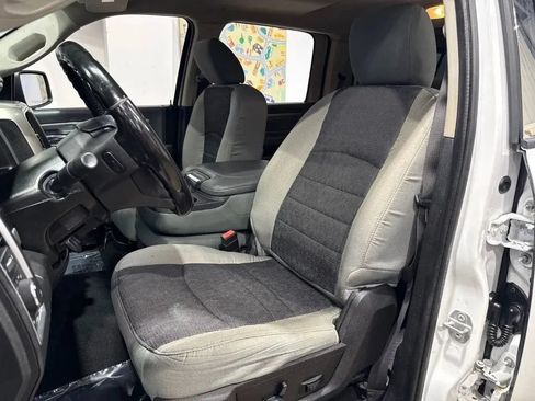 Used 2019 RAM 1500 Big Horn AWD/4WD image 12