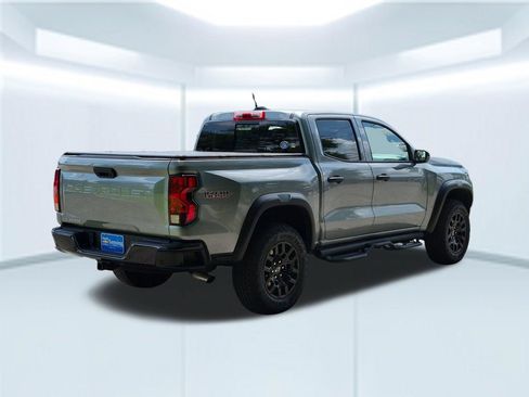 Used 2025 Chevrolet Colorado Trail Boss AWD/4WD image 6