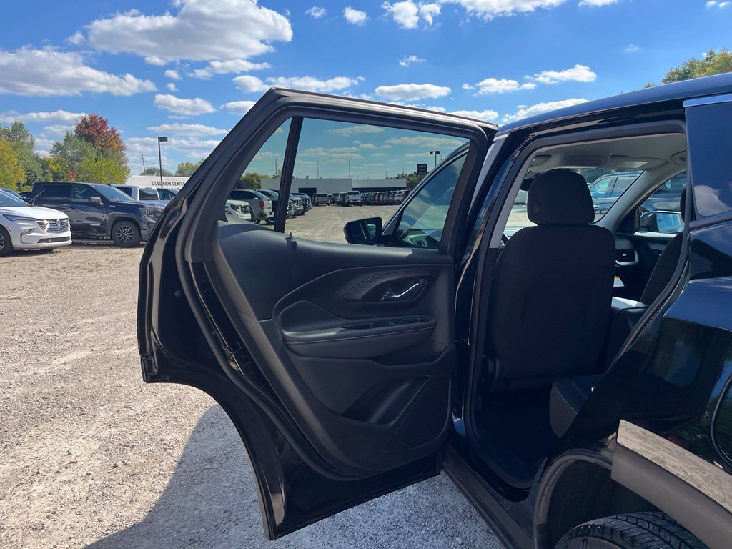 Used 2023 GMC Terrain SLE AWD/4WD image 24