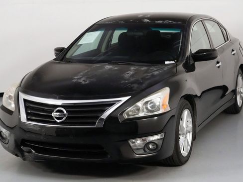 Used 2015 Nissan Altima 2.5 SV image 40
