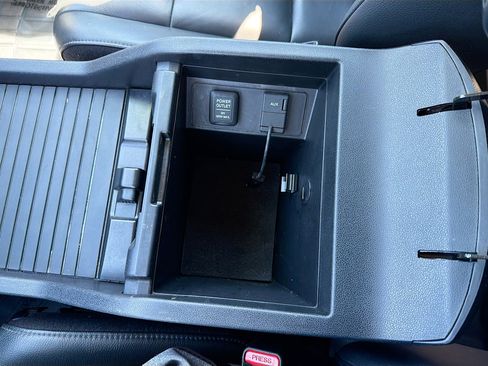 Used 2015 Honda Pilot EX-L image 32