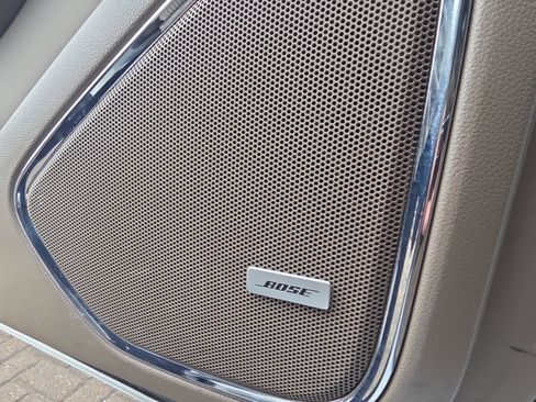 Used 2019 Chevrolet Tahoe Premier image 16