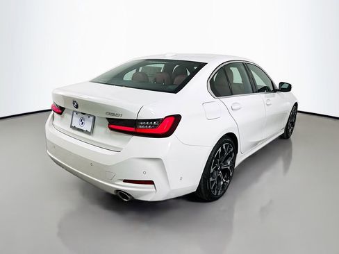 Used 2026 BMW 330i Sedan w/ Premium Package image 5