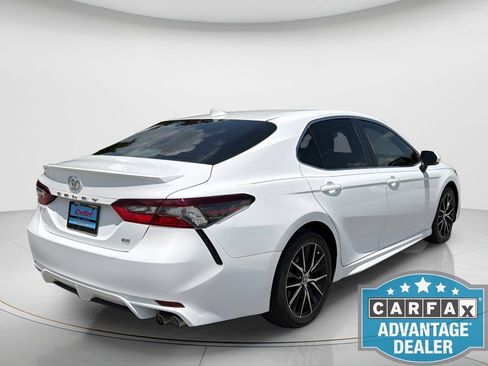 Used 2023 Toyota Camry SE FWD image 5