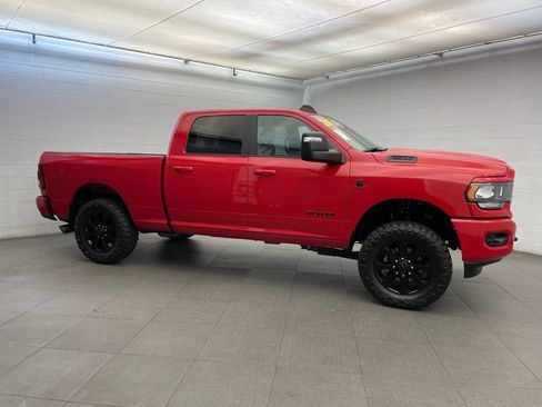 Certified 2024 RAM 2500 Big Horn w/ Night Edition AWD/4WD image 4