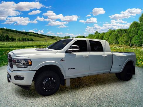 Used 2022 RAM 3500 Limited AWD/4WD image 3