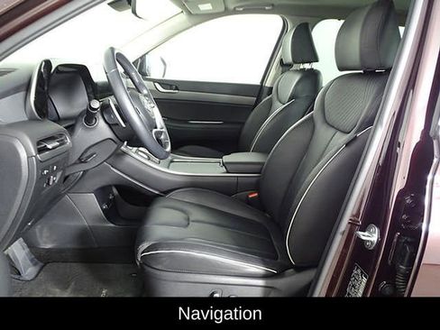 Used 2024 Hyundai Palisade SEL w/ Premium Package image 13