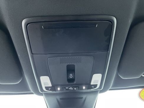 Used 2025 Honda CR-V Sport Touring image 24