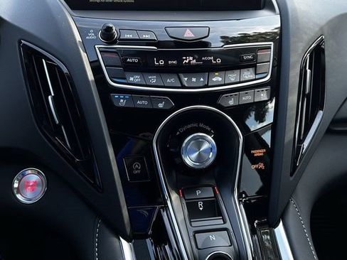 Used 2026 Acura RDX SH-AWD w/ Advance Package image 19