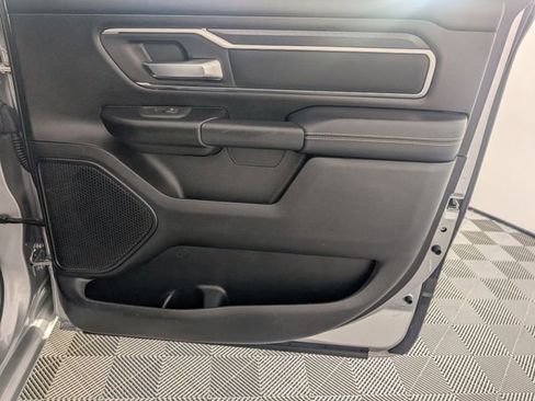 Used 2025 RAM 1500 Big Horn AWD/4WD image 32