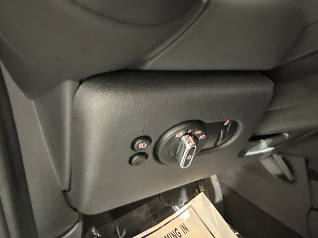 Used 2022 MINI Cooper 2-Door Hardtop FWD image 19