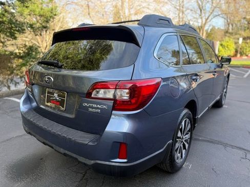 Used 2015 Subaru Outback 3.6R Limited image 5