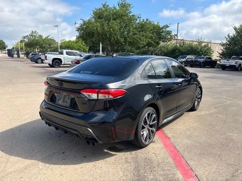 Used 2022 Toyota Corolla SE FWD image 5