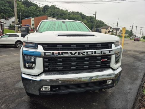 Used 2020 Chevrolet Silverado 2500 LT w/ All Star Edition AWD/4WD image 2