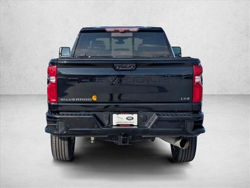 Used 2021 Chevrolet Silverado 2500 LTZ w/ Carhartt Edition image 7