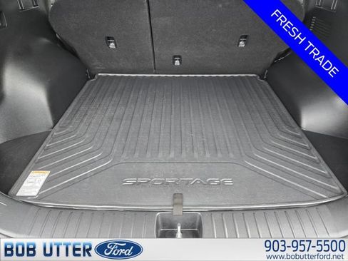Used 2023 Kia Sportage EX AWD/4WD image 30