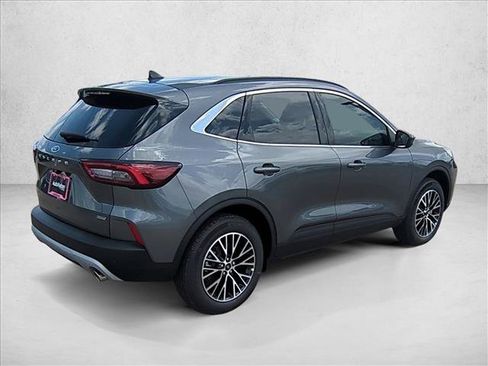 New 2025 Ford Escape PHEV image 2