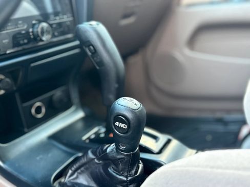 Used 2001 Toyota 4Runner SR5 AWD/4WD image 33