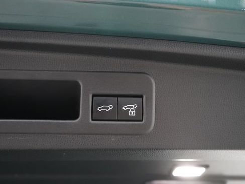 Used 2025 Toyota 4Runner Trailhunter AWD/4WD image 52