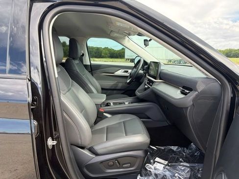 New 2026 Ford Explorer Active w/ Active Comfort Package AWD/4WD image 9