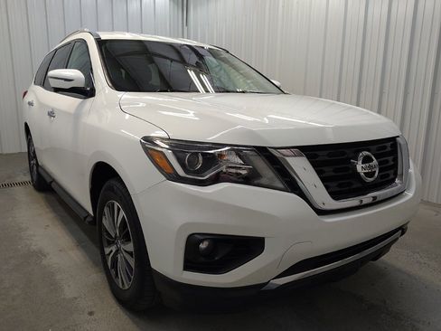Used 2017 Nissan Pathfinder SL AWD/4WD image 13