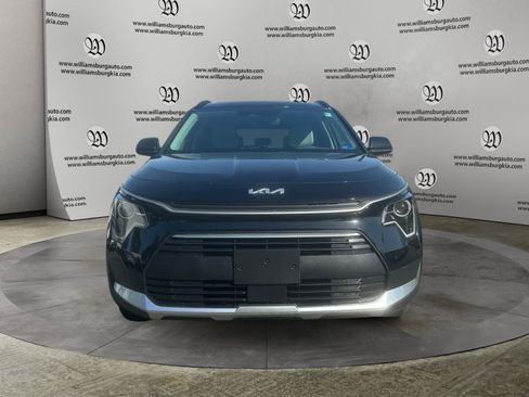New 2026 Kia Niro EX FWD image 8