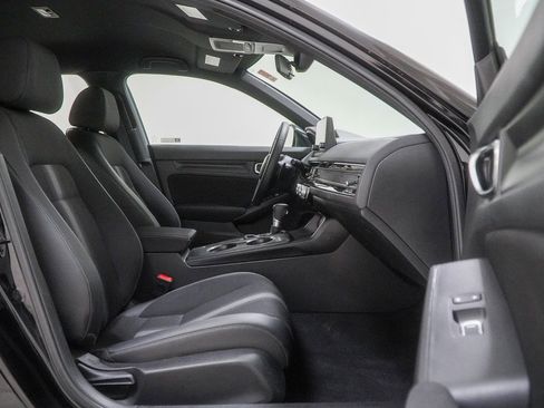 Used 2026 Honda Civic Sport image 32