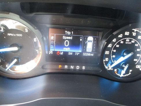 Used 2022 Ford Ranger XLT w/ Equipment Group 301A Mid image 13