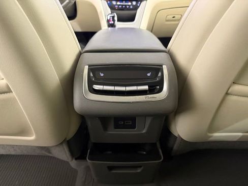 Used 2023 Cadillac XT6 Premium Luxury AWD/4WD image 27