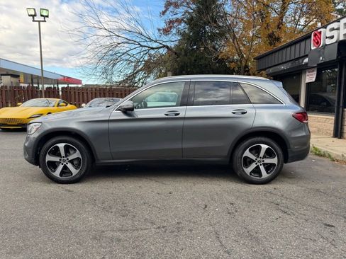 Used 2021 Mercedes-Benz GLC 300 4MATIC image 9