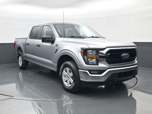 Used 2023 Ford F150 XLT AWD/4WD image 3