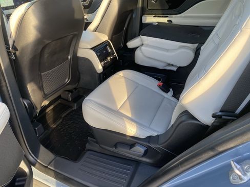 Used 2025 Lincoln Aviator Reserve w/ Illumination Package image 13