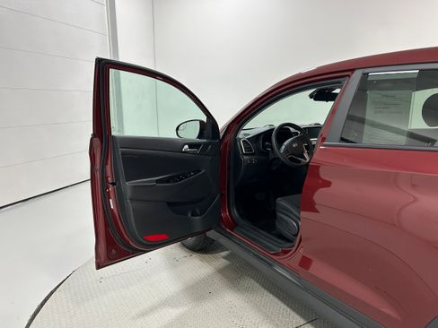 Used 2019 Hyundai Tucson SE AWD/4WD image 21