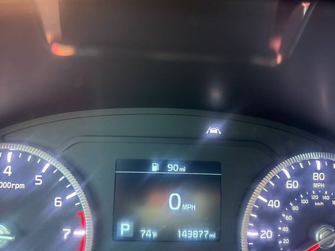 Used 2020 Kia Telluride LX AWD/4WD image 30