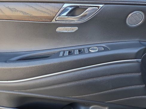 Used 2024 Genesis GV80 2.5T image 21