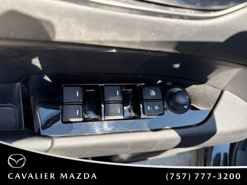 Used 2025 MAZDA CX-5 AWD 2.5 S w/ Select Package image 12