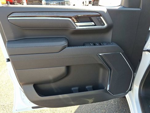 New 2026 GMC Sierra 1500 Elevation AWD/4WD image 9