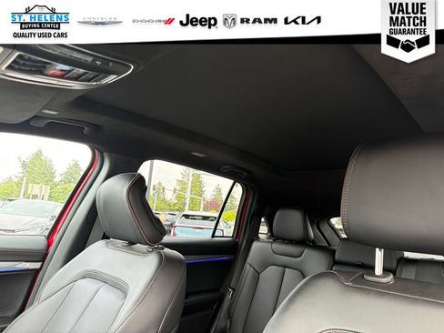 Used 2024 Jeep Wagoneer Launch Edition AWD/4WD image 17